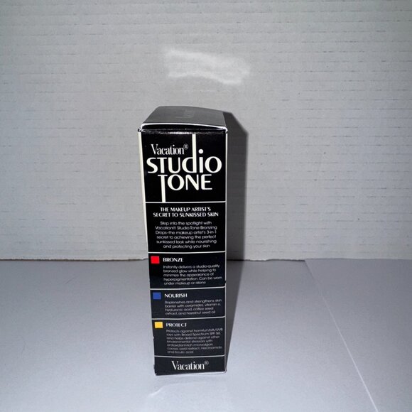 Vacation Brand Studio Tone SPF 50 - Picture 4 of 7